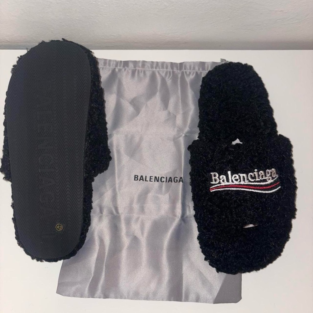 Black Fur Balenciaga slides - Picture 3 of 5